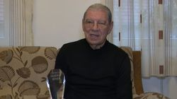 Detaliul sfâșietor care a apărut în fața casei lui Emeric Ienei! Legendarul antrenor de fotbal urmează să fie condus pe ultimul drum