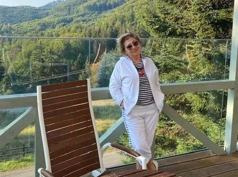 a murit angela zahiu