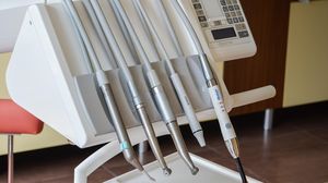 Un alt copil de doi ani a murit pe scaunul stomatologului, după o anestezie! Părinții spun că băiatul lor nu avea nicio problemă de sănătate