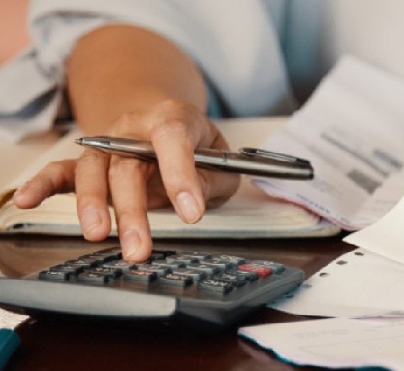 Românii care pot ieși mai repede la pensie