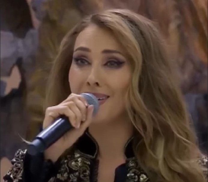 Iulia Vântur a cântat colinde la Vatican