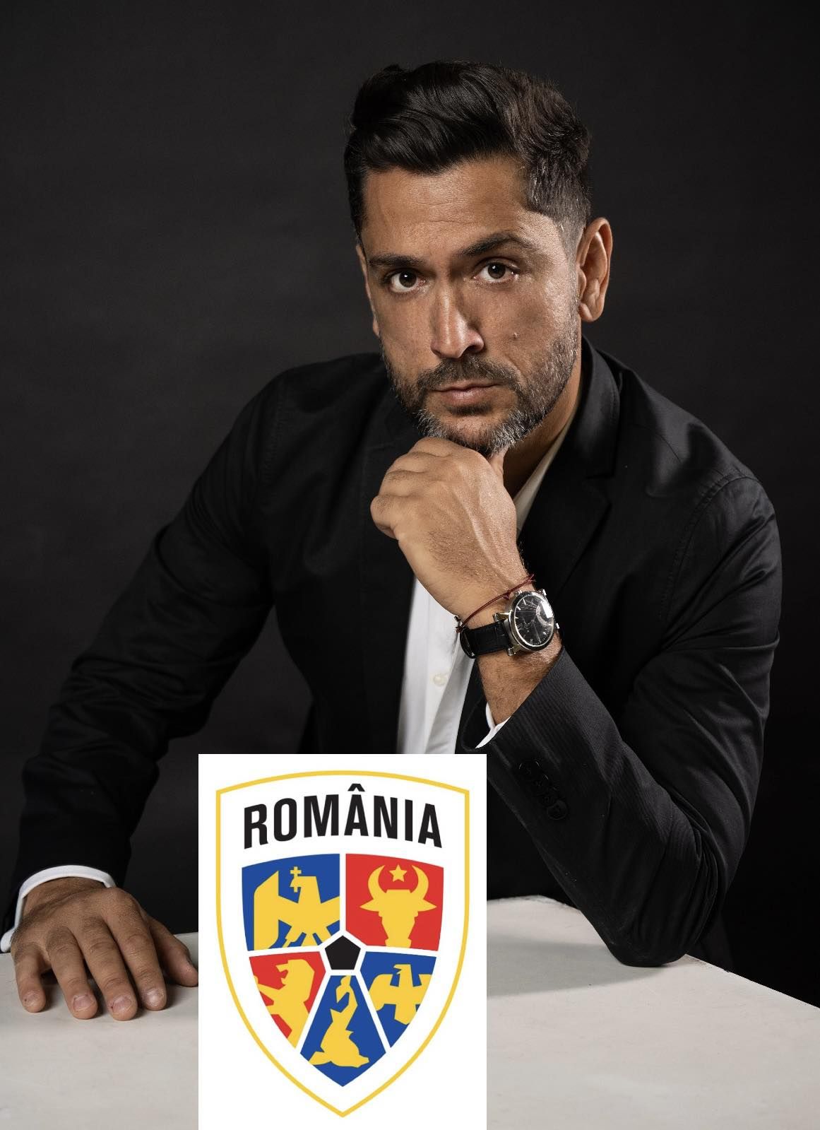 Ce s-a întâmplat cu adevărat la momentul jenant de la imn cu Cezar Ouatu dinaintea meciului România-San Marino. Motivul hilar pentru care artistul s-a făcut de râs pe stadion. „O cedare...”