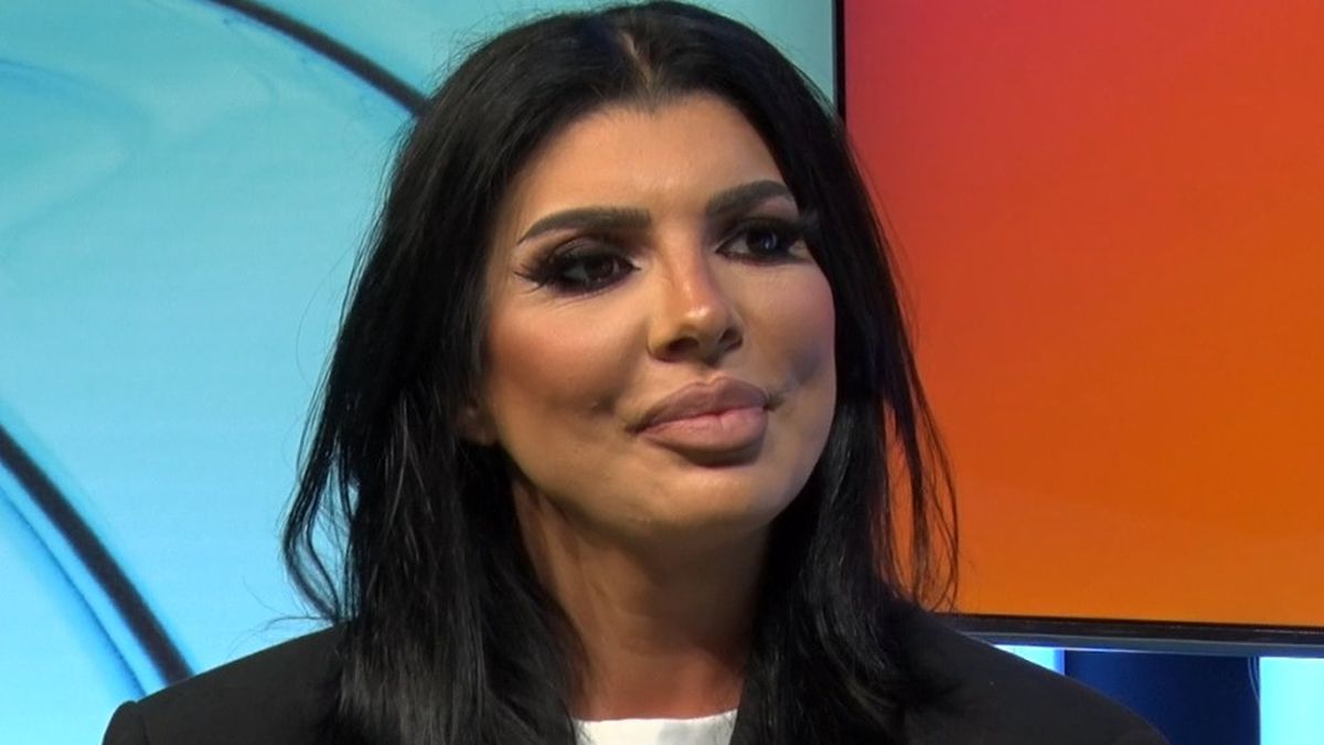 Andreea Tonciu, imagine îngrijorătoare! Bruneta a apărut pe internet cu perfuzia în mână. Ce se întâmplă cu ea?