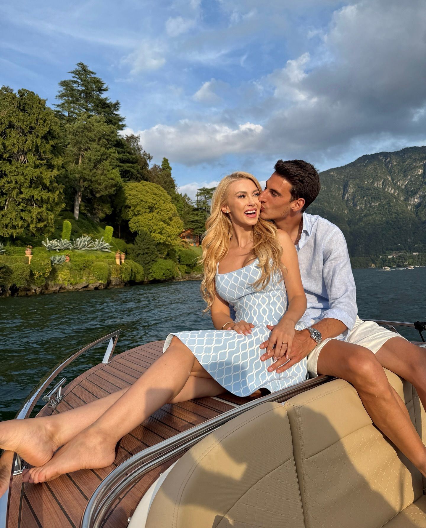 Andreea Bălan a făcut anunțul mult așteptat! Vedeta și Victor Cornea au stabilit data nunții. Când va avea loc marele eveniment