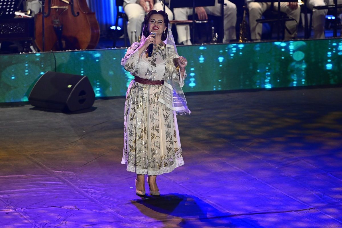 Niculina Stoican, interviu în lacrimi! Ce i-ar spune artista României dacă ar fi OM: "Să ne ierte pe cei care nu facem ce trebuie pentru ea" | EXCLUSIV