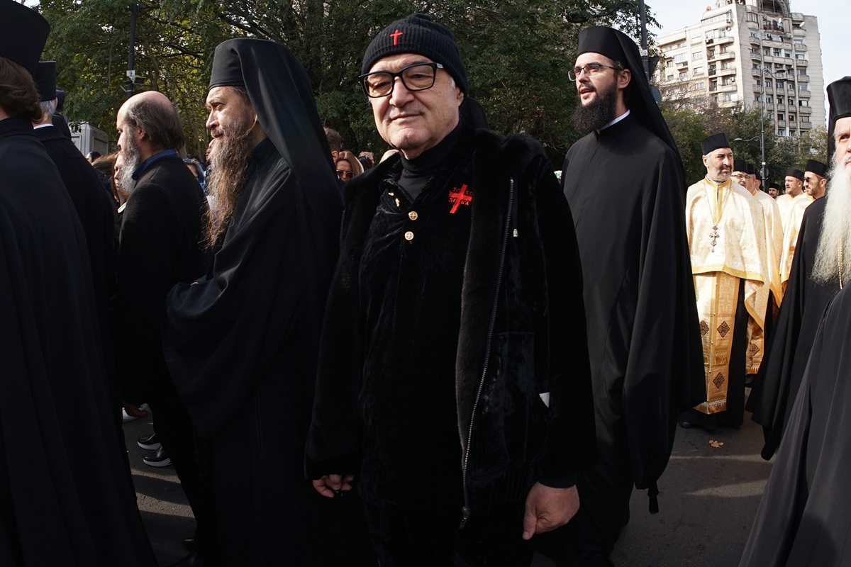 De 1 Decembrie, Gigi Becali trimite cel mai puternic mesaj: „România e Biserică. Cu Hristos sunt mai puternic decât Putin și Trump!”