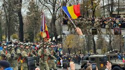 Ziua Națională a României! Primele imagini de la parada de 1 Decembrie. Aproape 3.000 de militari defilează pe sub Arcul de Triumf