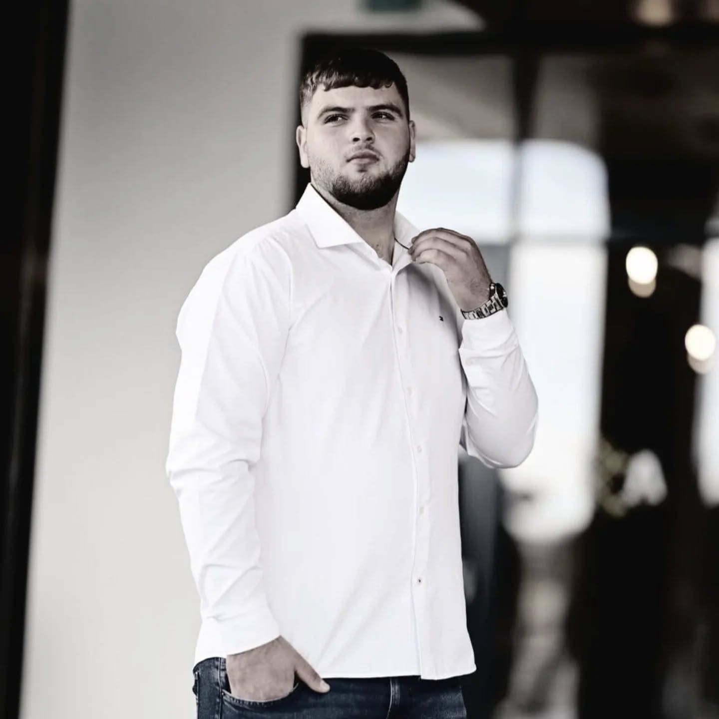 El este Vlăduț, băiatul de 18 ani găsit mort în casă, în Satu Mare! Cu doar două zile înainte, tânărul a mers la spital. Cu ce probleme se confrunta