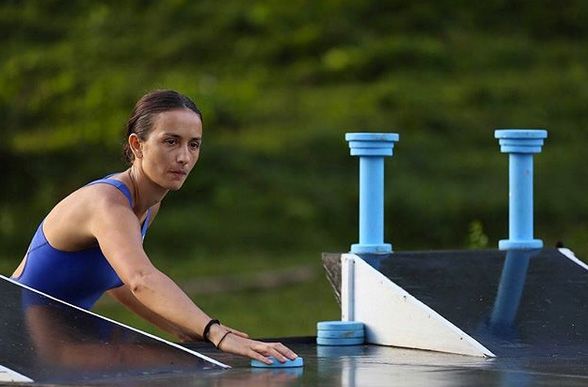 Roxana Moise, condusă pe ultimul drum! Imagini emoționante care vor rămâne în sufletul tuturor