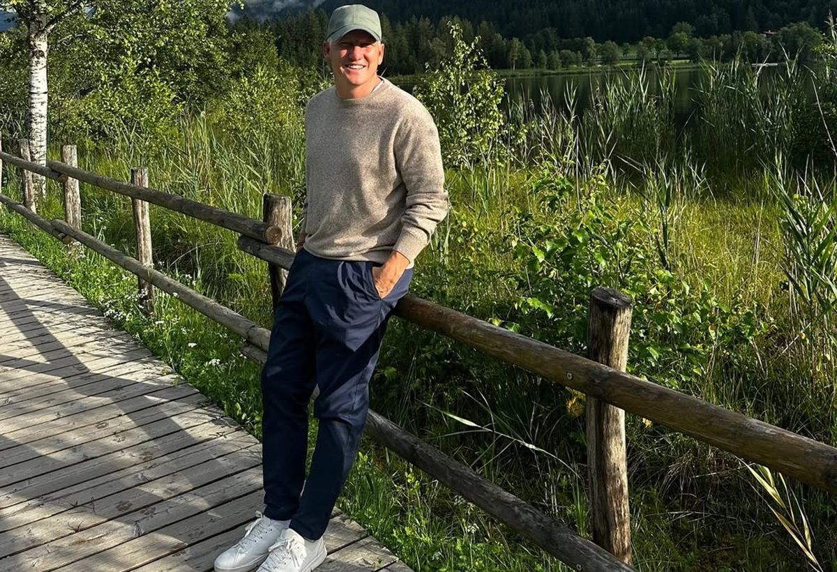 Un fost mare fotbalist și-a înșelat soția celebră cu o bulgăroaică măritată, care are și doi copii. Șocant, aceștia învață la aceeași scoală cu băieții lui!