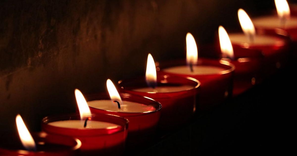 S-au scumpit înmormântările! Cât costă organizarea funeraliilor în 2026