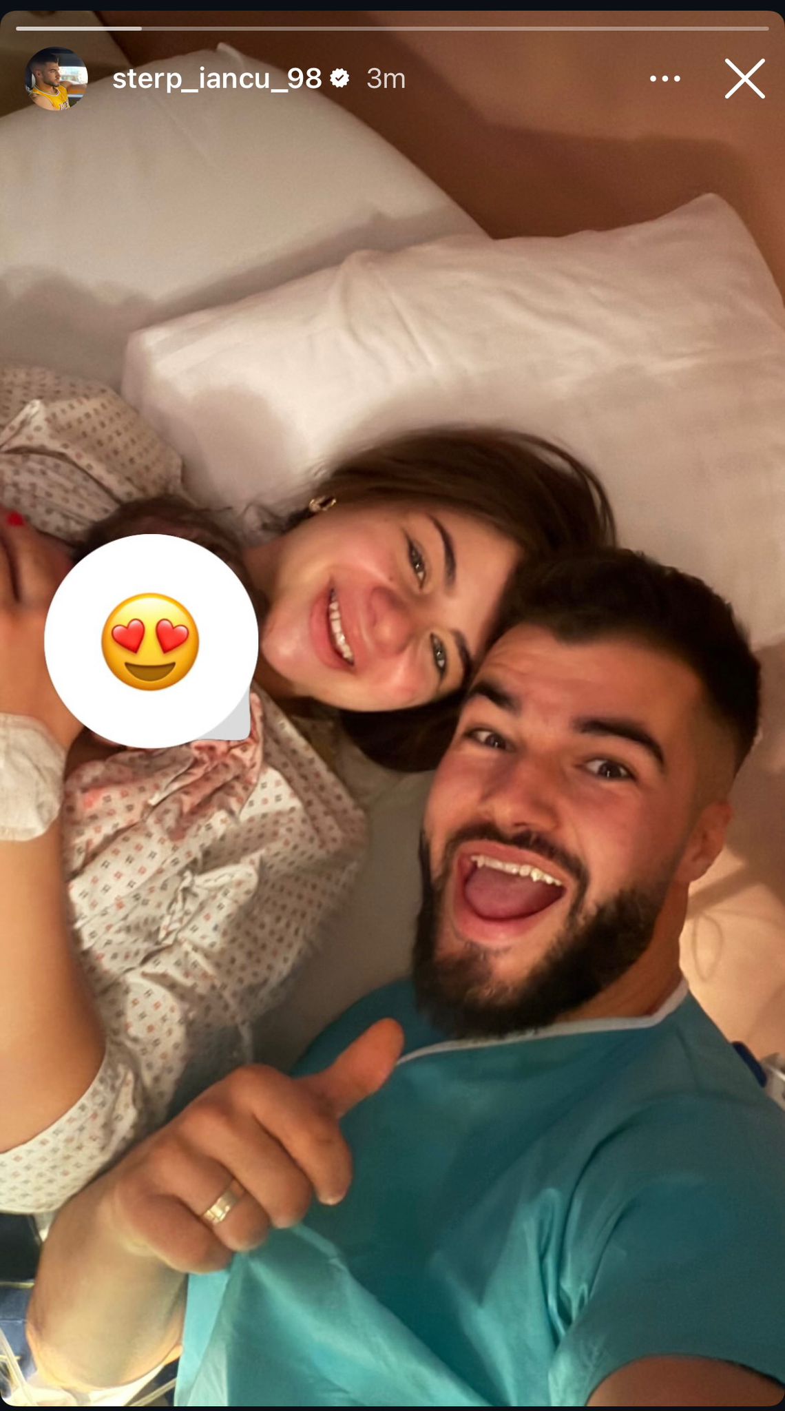 Denisa Coțolan a născut! Iancu Sterp a devenit tătic pentru prima dată și a postat prima imagine cu bebelușul