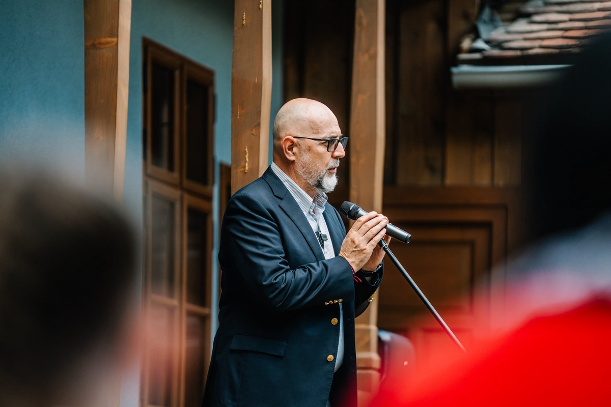 Kelemen Hunor confirmă că Luca Niculescu este luat în calcul pentru funcția de premier. Ce spune liderul UDMR despre negocierile pentru noul Guvern