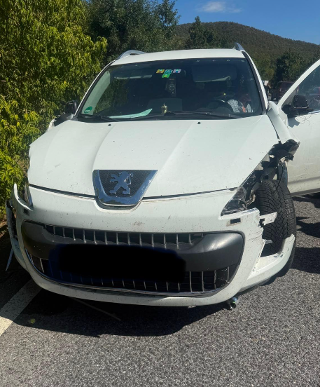 Accident grav pe DN7, în Hunedoara. Un autoturism s-a ciocnit cu trei motociclete. O victimă a fost preluată cu elicopterul SMURD