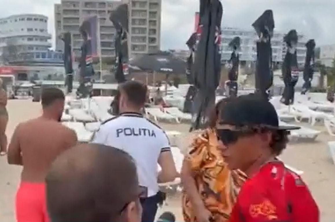 Scandal pe plaja din Eforie! Un turist a sărit la bătaie la un salvamar. În aceeași zi, un bărbat a murit înecat