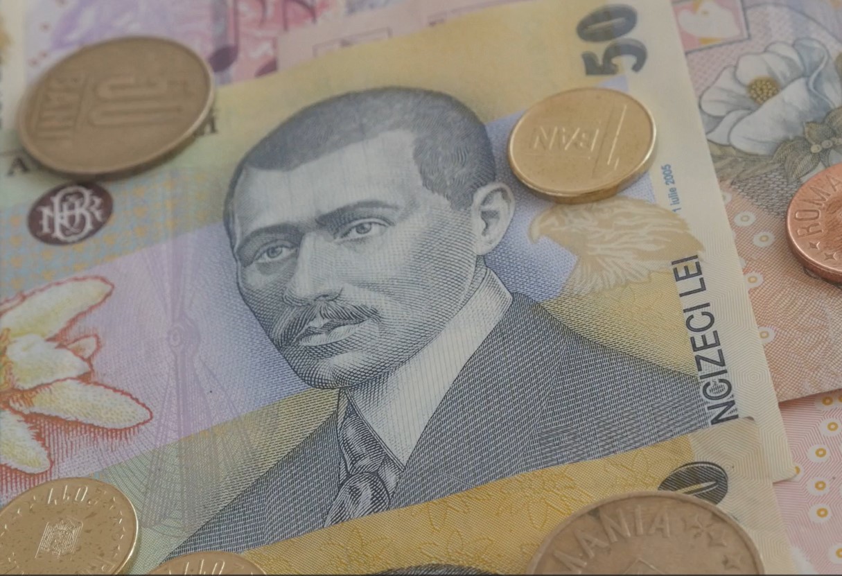 A fost adoptată legea privind cumulul pensiei cu salariul