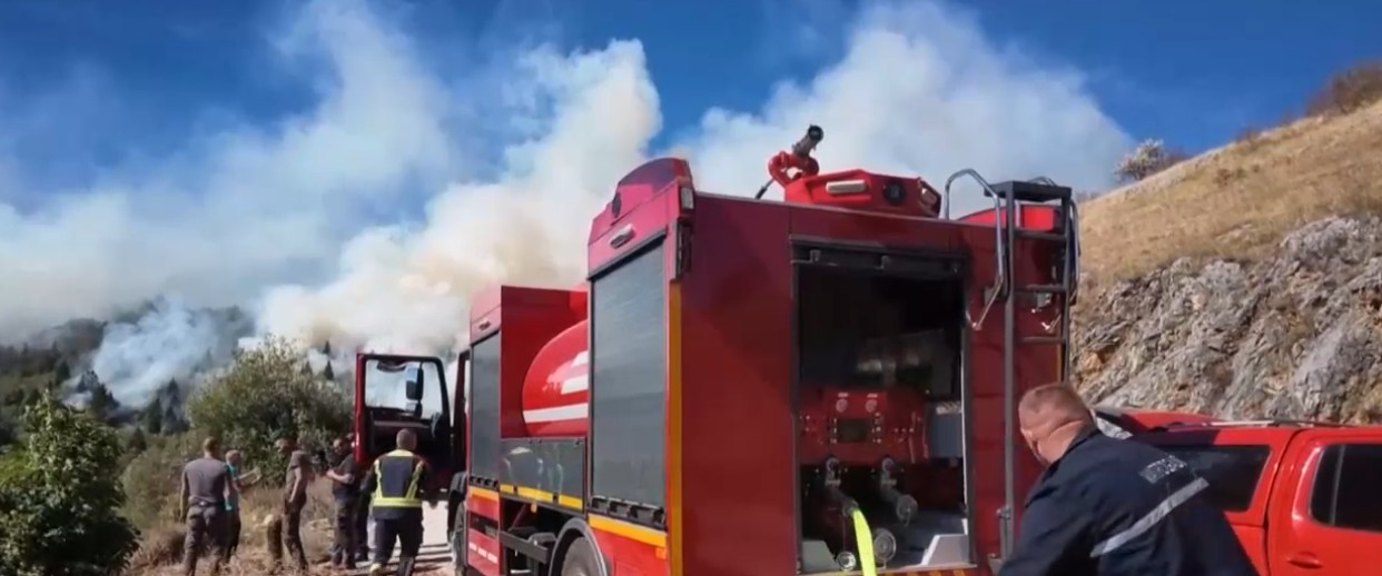 Incendiu devastator în Bosnia și Herțegovina. Peste 25.000 de hectare au ars, iar fumul a ajuns până în Croația