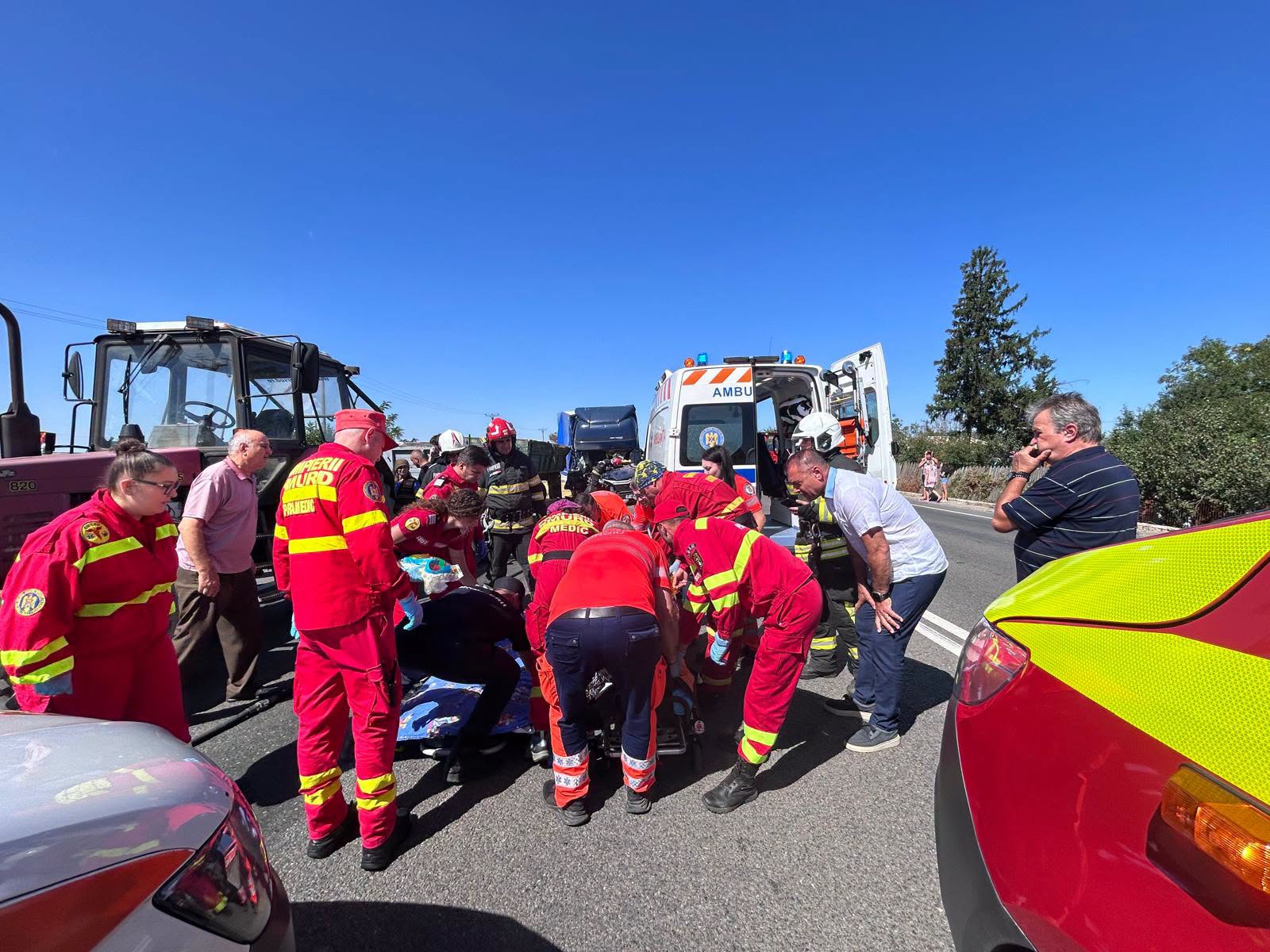 Accident grav pe DN5, în zona localității Daia. Un șofer a fost transportat cu elicopterul SMURD la un spital din Capitală