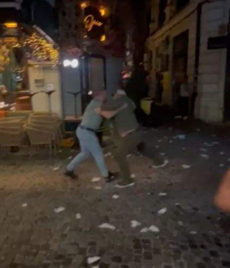Tolea Ciumac, surprins în timp ce se bătea cu un bărbat în Centrul Vechi. Ce spun polițiștii despre scandal