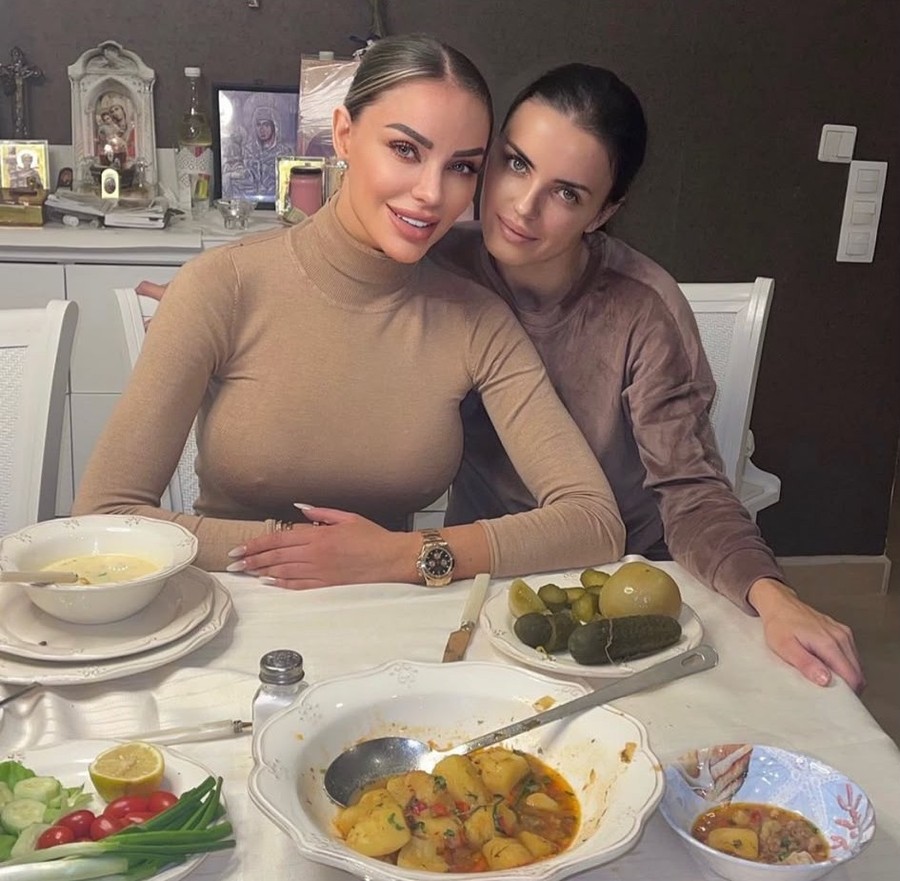 Bianca Drăgușanu, devastată după moartea Mădălinei Apostol. Mesajul transmis de prietena ei de peste 10 ani