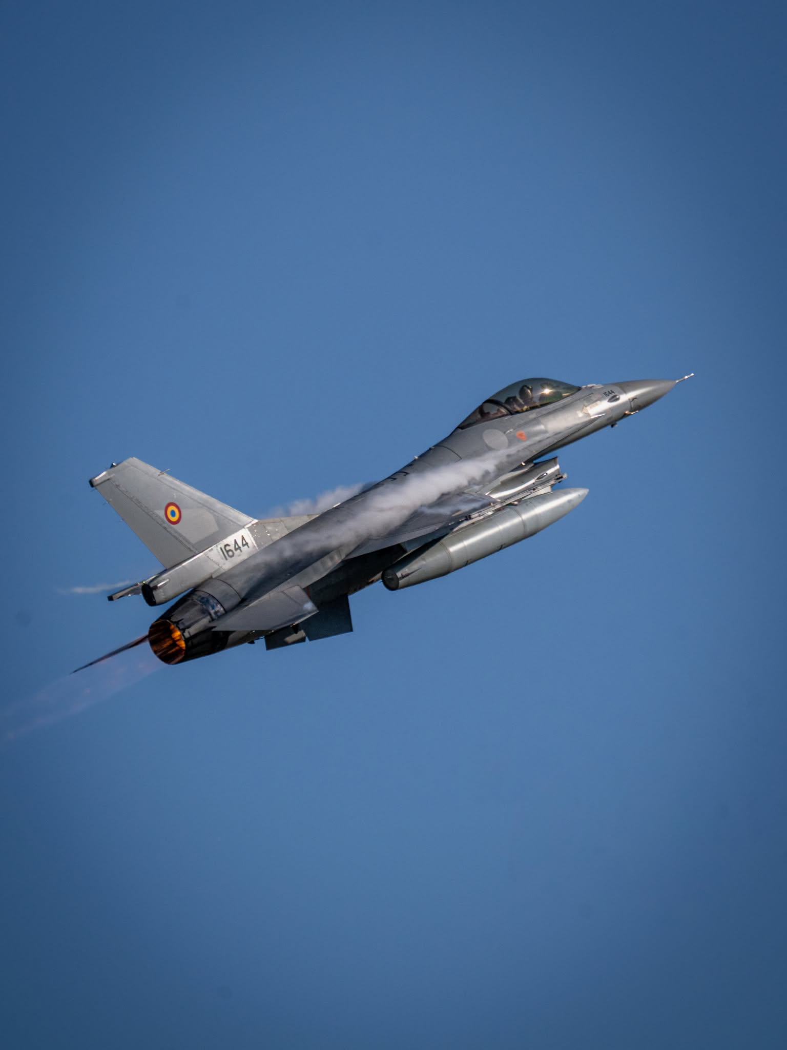 MApN, anunț important pentru români! Avioane militare, la joasă înălțime deasupra României: „Este vorba despre antrenamente”