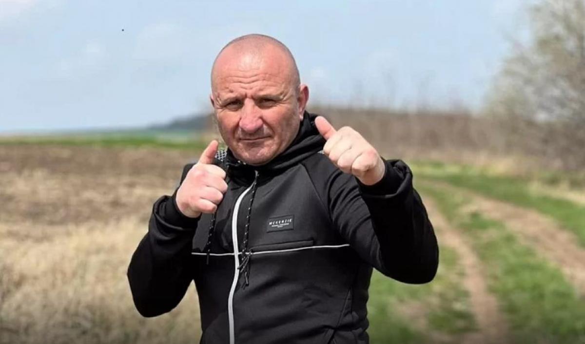 Interlopul Viorel Oarză, găsit împușcat în cap într-o pădure din Iași. A fost transportat în stare critică la spital