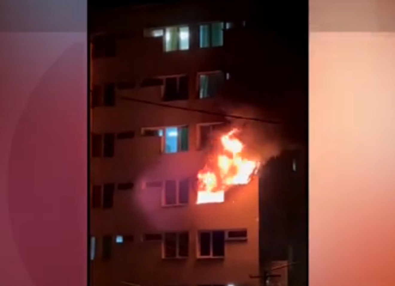 Incendiu într-un cămin studențesc din Cluj-Napoca. Trei studenți au avut nevoie de oxigen