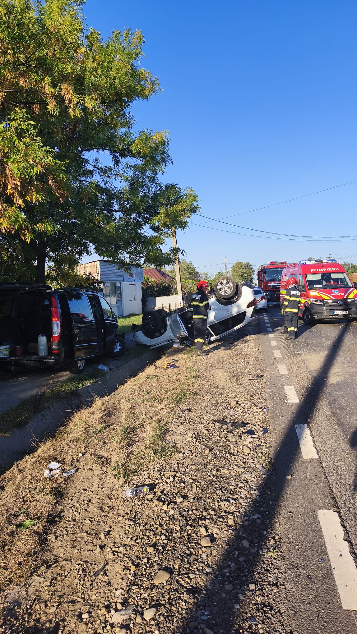 Accident pe DN2B, în Buzău. Patru persoane au fost rănite și transportate la spital