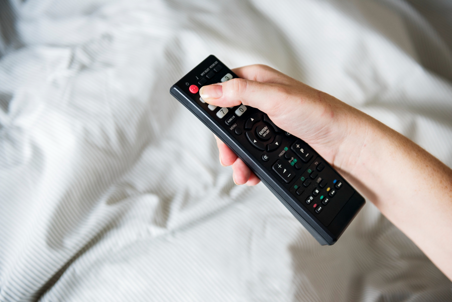 (P) Cum alegi rapid o telecomandă tv compatibilă top 3 secrete