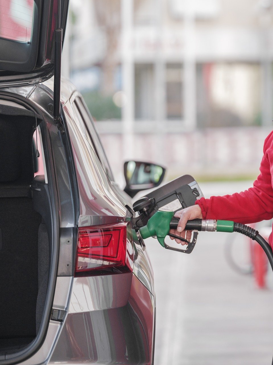 Prețurile carburanților marți, 6 octombrie! S-au înregistrat valori ușor mai mici față de săptămânile trecute