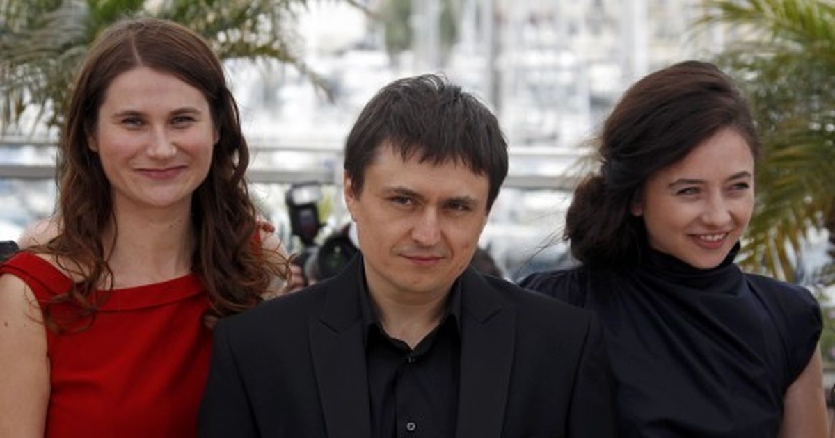 “Dupa dealuri” a lui Mungiu, in cinematografele romanesti din 26 ...