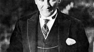 Mustafa Kemal Atatürk este considerat intemeietorul Turciei moderne