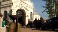 Sute de persoane l-au condus pe Alex pe ultimul drum