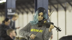 VIDEO Tanara asta a cantat "Aleluia" intr-o statie de metrou! Uite ce a urmat