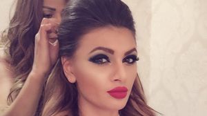 Uite cu ce delicatese se rasfata Ramona Gabor in Dubai! In viata ta n-ai vazut o asemenea prajitura!