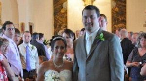 Cat de tare! Uite ce a inscriptionat sotia pe verigheta sotului! Sigur o sa razi cu gura pana la urechi! novalue