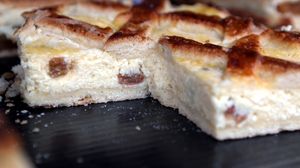 Placinta cu branza si stafide! Trebuie sa incerci reteta asta! novalue