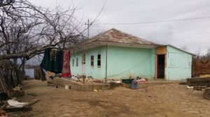 In aceasta casa locuiau victimele FOTO Ziarul de Iaşi