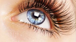 Vrei gene naturale lungi si dese? Trebuie sa-ti aplici asta in fiecare seara! E cea mai ieftina si buna solutie