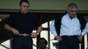 Victor (stanga) si Giovani Becali