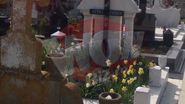 Aici sunt inmormantati parintii fratilor Becali