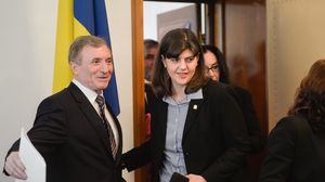 Laura Codruta Kovesi, alaturi de Augustin Lazar