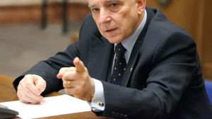 Mugur Isarescu si-a facut public salariul: 13.600 de euro pe luna! novalue