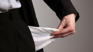 Zodii de care nu se lipesc banii! Au cel mai mare ghinion financiar! novalue