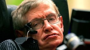 Vesti proaste despre Stephen Hawking! Renumitul fizician, internat de urgenta la spital novalue
