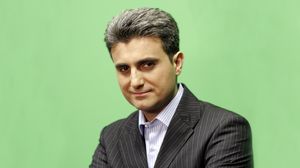 Robert Turcescu a lasat jurnalismul pentru politica