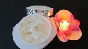 Masti miraculoase pentru tenul uscat! Fac minuni pentru piele!