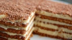 Tort de biscuiti! Reteta simpla, fara coacere de care copiii nu se mai satura! Cat de simplu se prepara