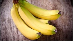 Cum sa mananci bananele ca sa nu te imbolnavesti. Nu este suficient sa le decojesti