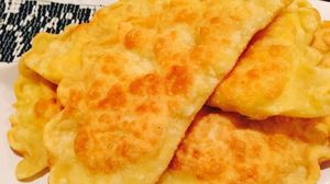 Branzoaice dobrogene cu branza sarata - reteta delicioasa, ca la mama acasa!